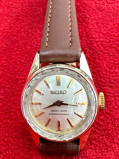 seiko diashock 23 jewels.